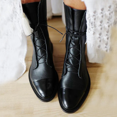 Isabella™ - Elegant Leather Heeled Boots