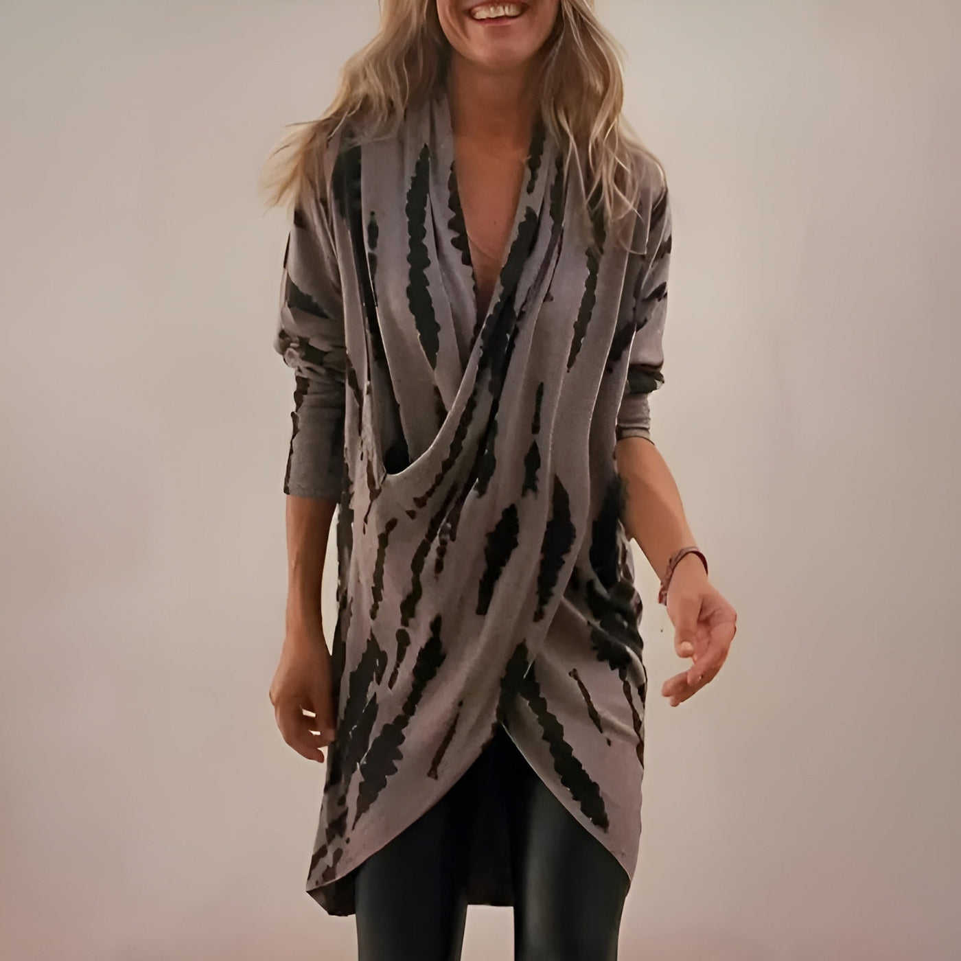 Peyton™ - Comfortable V-Neckline Tunic