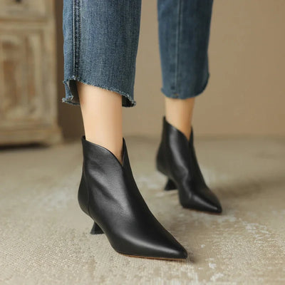 Olivia™ - Elegant Vanguar Boots