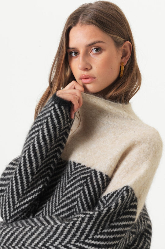 Abigail ™- Comfortable High Neck Cashmere Soft Sweater